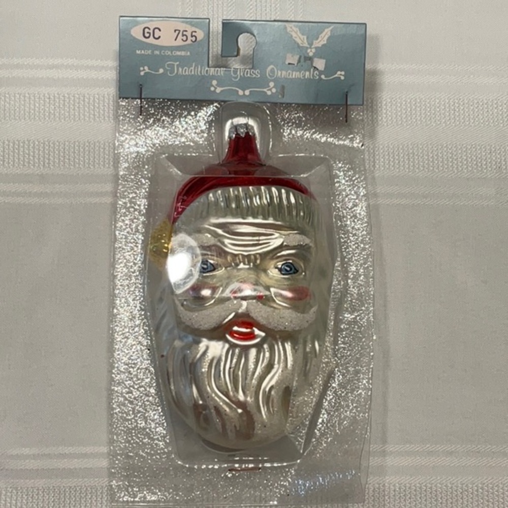 Santa Face Traditional Glass Ornaments Made in Columbia​